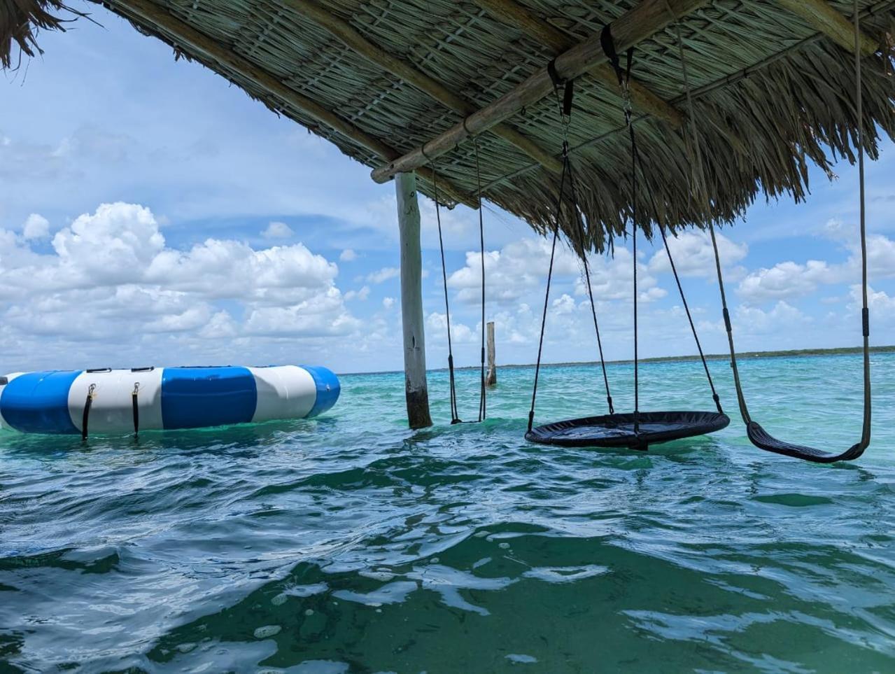 Cabana Con Muelle Privado En La Laguna De Bacalar Exterior photo